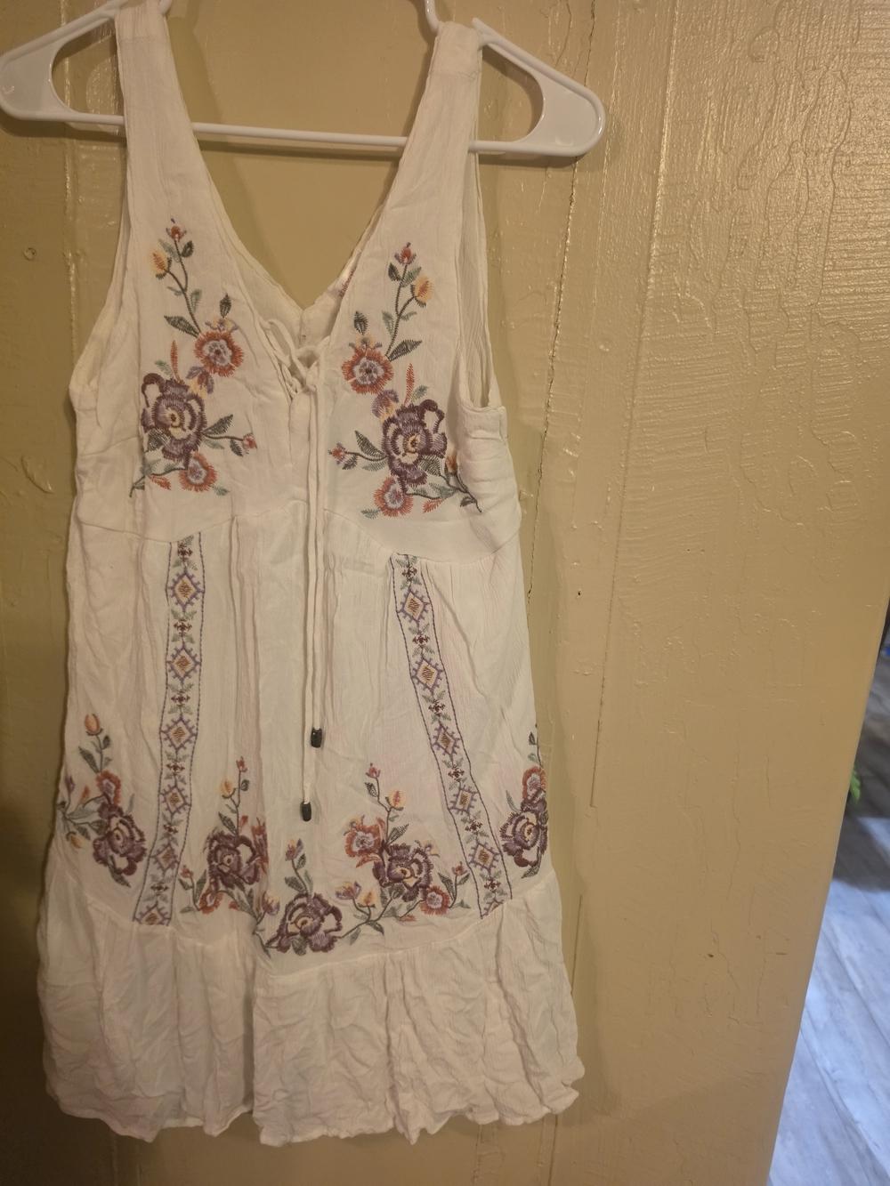 Xhilaration White Embroidered Floral Peasant Dress